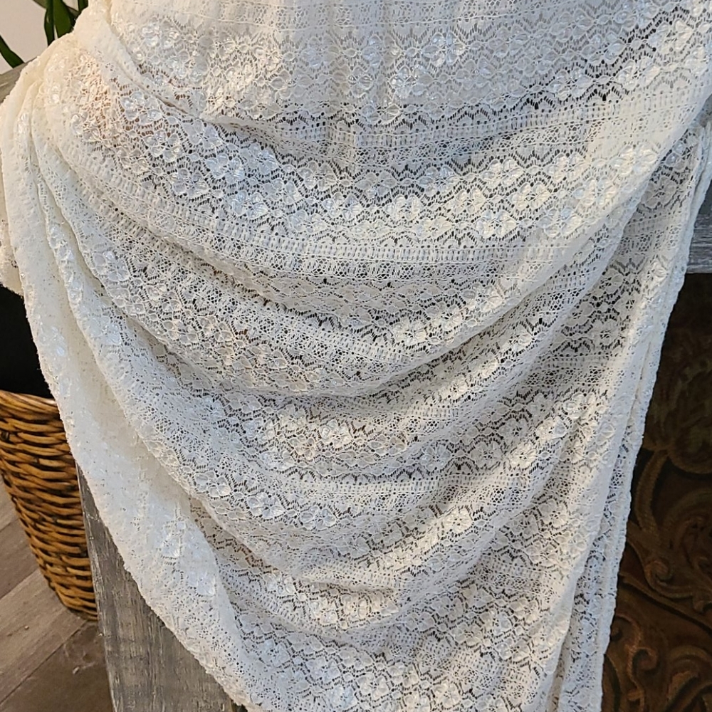 SALE TODAY BEAUTIFUL LACE LONG SMALL DRESS MEDIUM - Picture 8 of 16